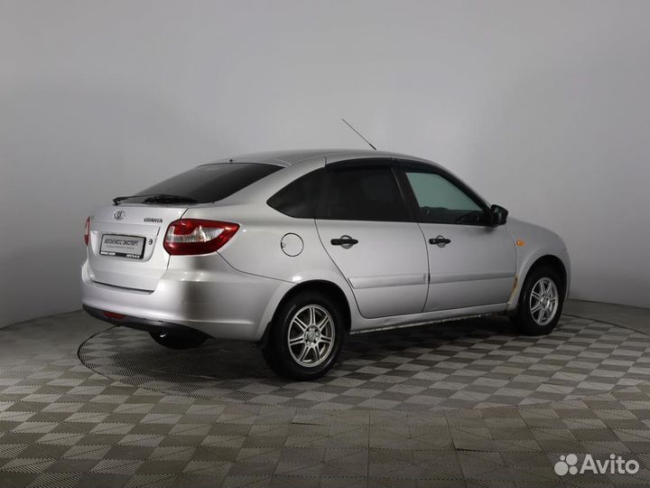 LADA Granta 1.6 МТ, 2015, 129 484 км