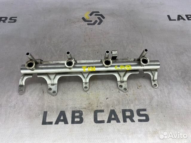 Топливная рампа Audi A5 8T cabd 1.8 tfsi 2008