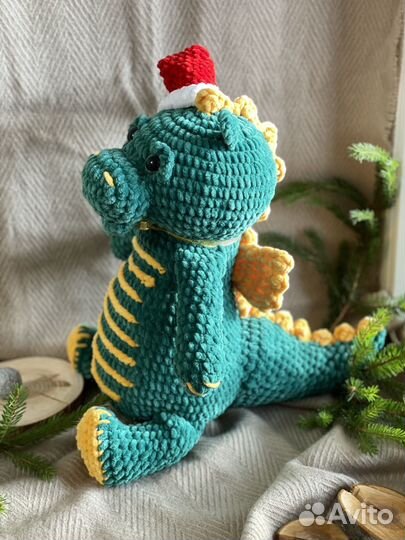 Вязаный дракон ручной работы