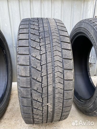 Bridgestone Blizzak RFT 245/50 R19 82N