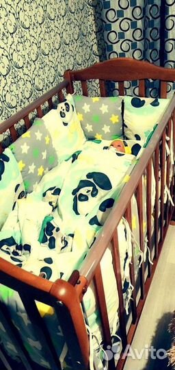 Комплект в детскую кроватку новый