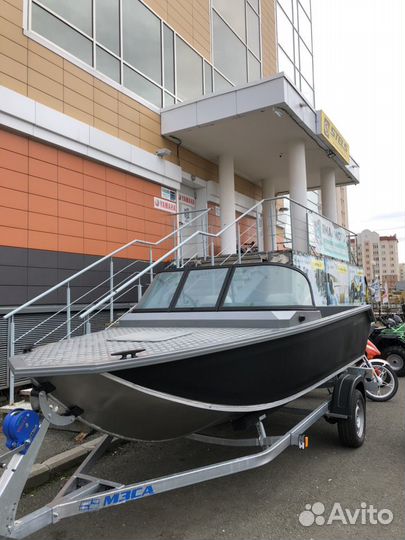 Лодка Волжанка 46 Фиш / Классик (2024)