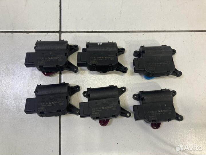 Сервопривод заслонок печки Volkswagen Tiguan 5N1 2