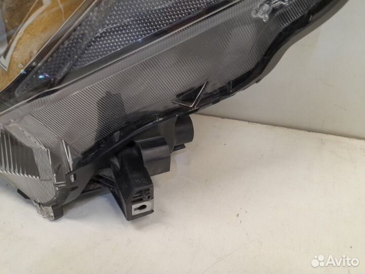 Фара левая Toyota Rav4 45 2016-2019