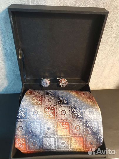 Галстуки мужские новые