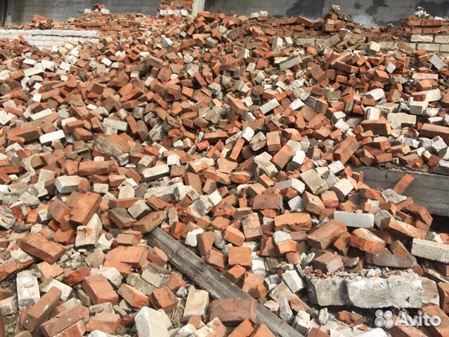 Бой кирпича