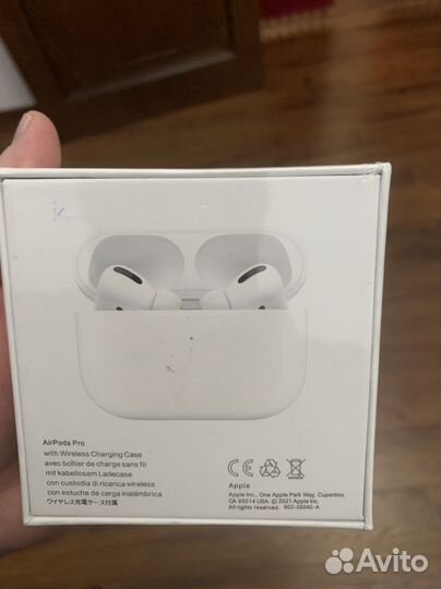 Airpods pro.,2 / 2 / 3