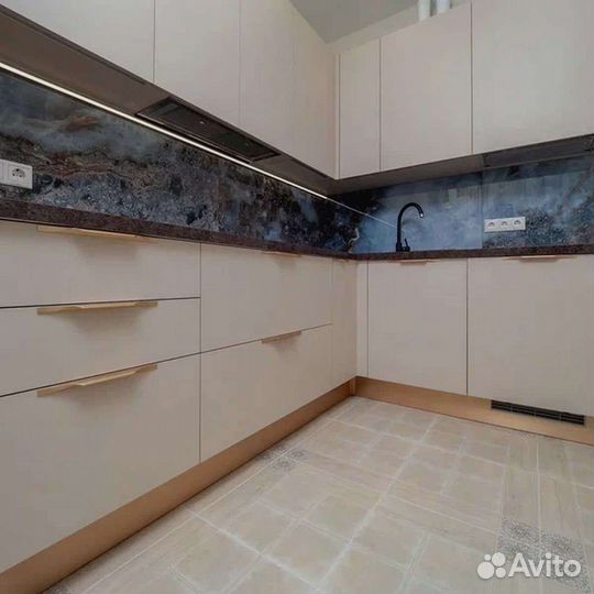 Качественный кухонный гарнитур