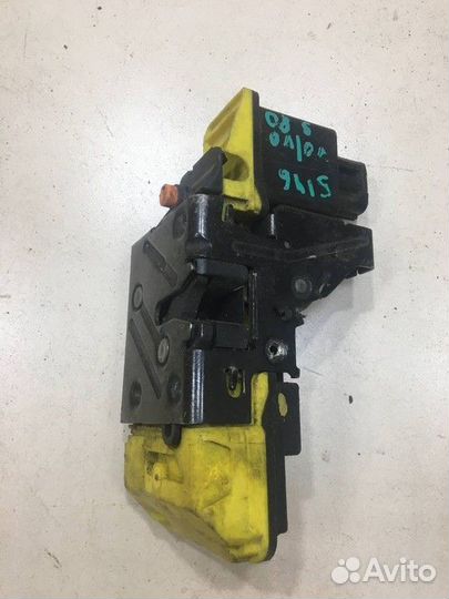 Замок двери задней правой Volvo S80