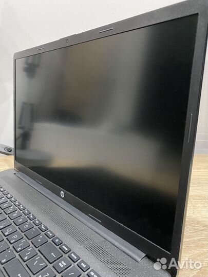 HP Laptop 17-cp0054ur