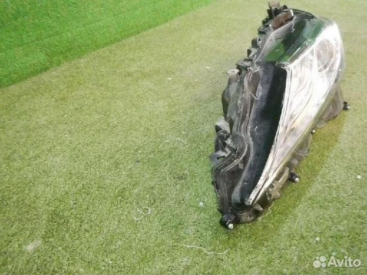 Фара левая Toyota Camry