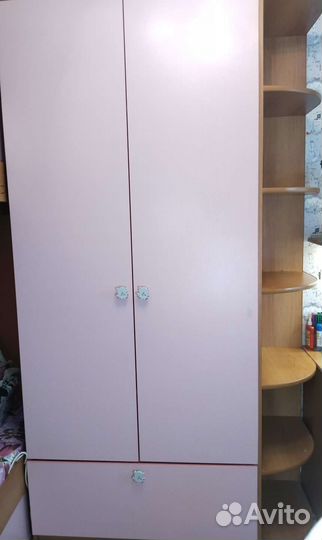 Детская двухярусная кровать