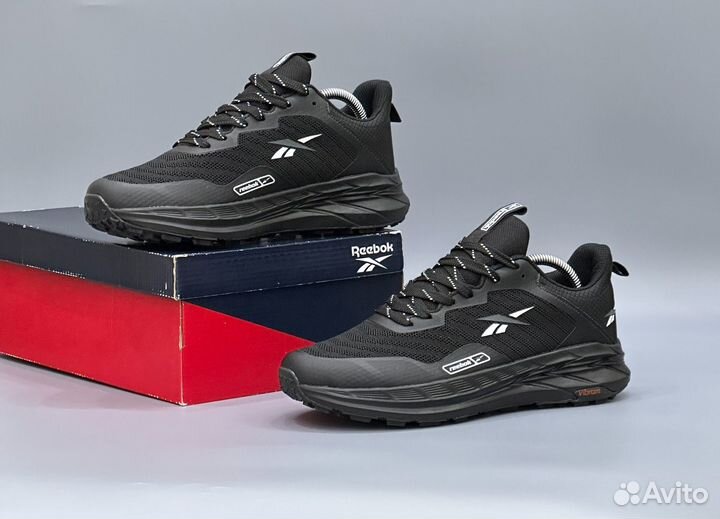 Кроссовки Reebok (41/46.EU)