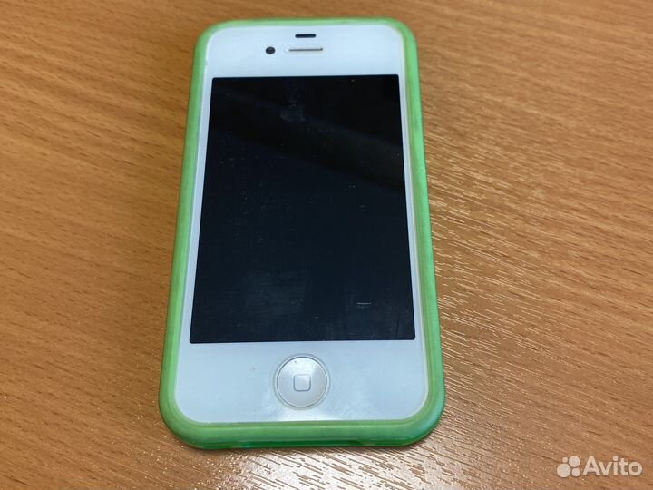 iPhone 4S, 8 ГБ