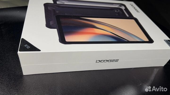 Защищенный планшет doogee R10