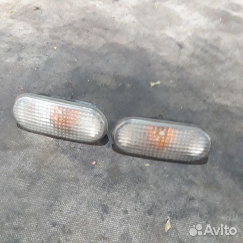 Повторитель поворотов в крыло Фольксваген пассатб5