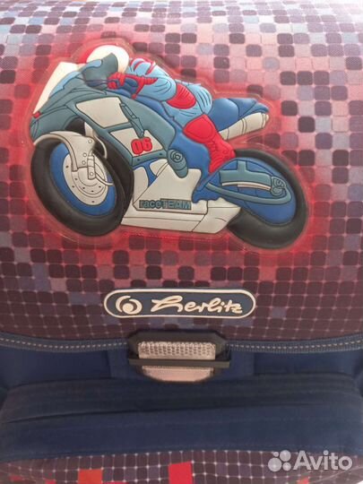 Рюкзак с ортопедической спинкой облегченный