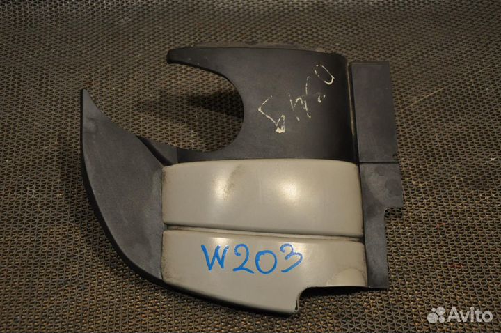 Крышка двс(декоративная) mercedes-benz C-class W