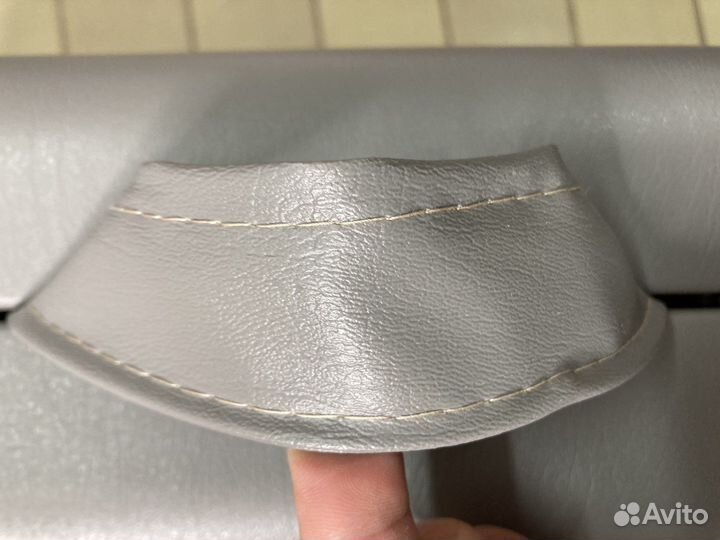 Массажный стол