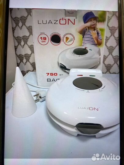 Вафельница luazon