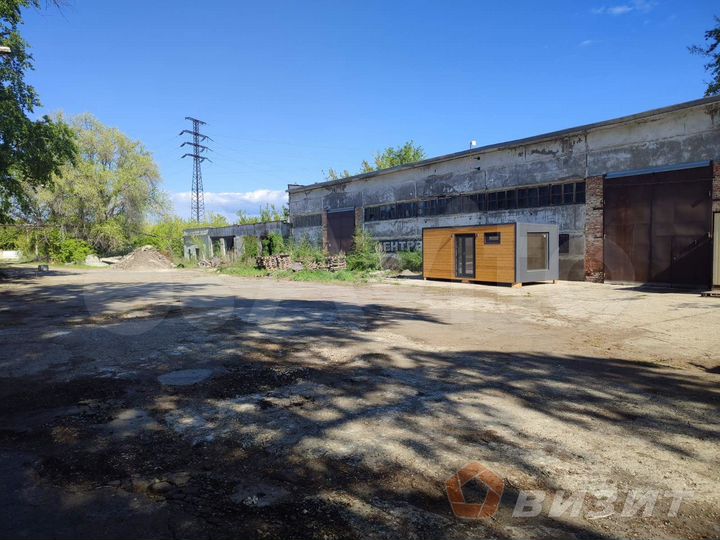 Складское помещение с высокими воротами, 250 м²