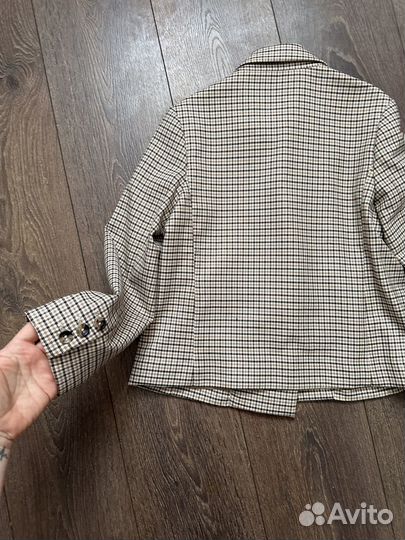 Пиджак для девочки zara (10 лет/140 см)
