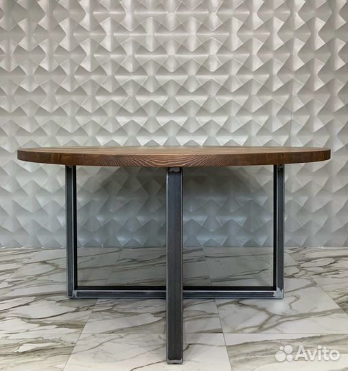 Круглый обеденный стол Лофт