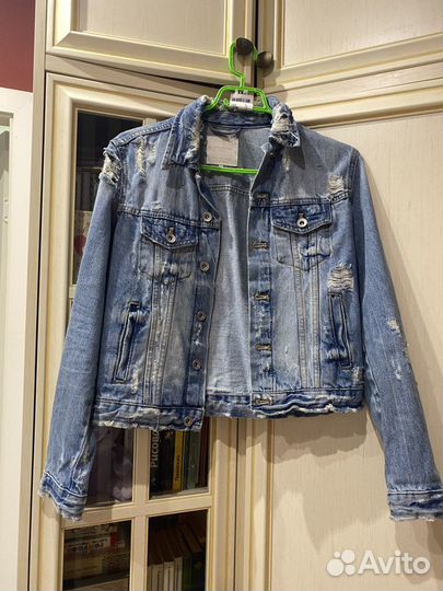 Zara модная джинсовая куртка для девочки