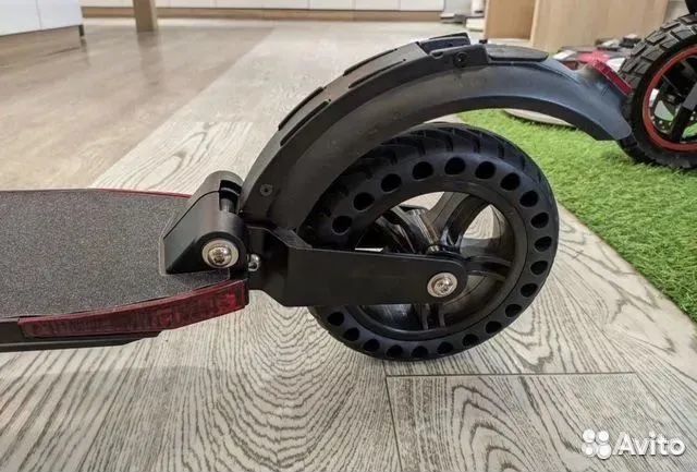 Электросамокат New Scooter