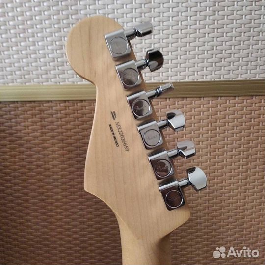 Электрогитара Fender Plaer stratocaster PF