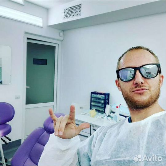 Врач стоматолог универсал