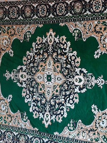 Велюровая накидка на диван (ковёр)