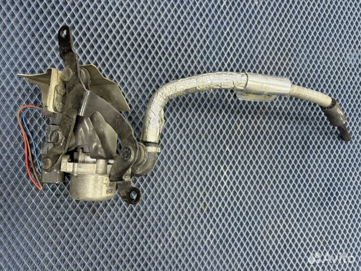 Вакуумный насос VAG 1J0612181B