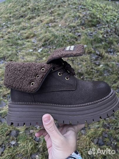 Ботинки женские зимние Miu Miu (36, 38 размеры)