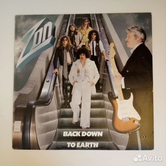 LP Zon –Back Down To Earth/ Epic– Canada1979