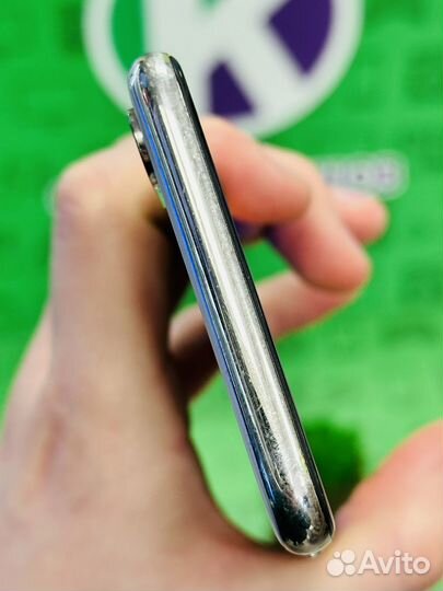 iPhone X, 64 ГБ