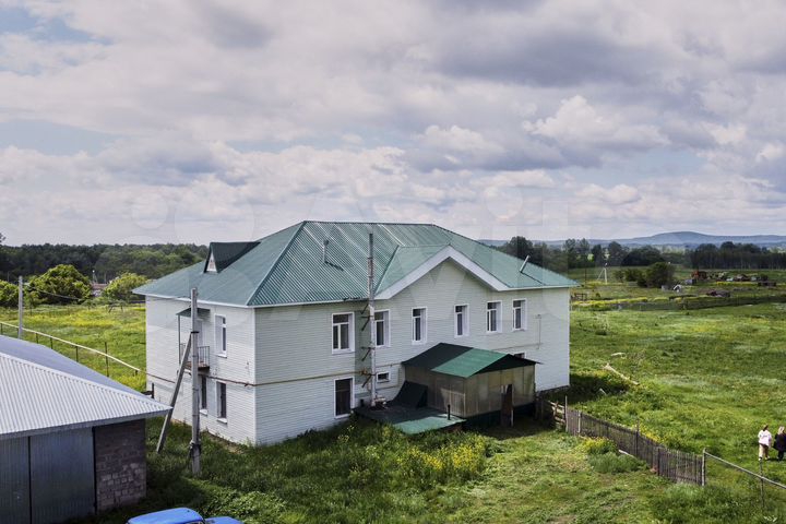 Дом 400 м² на участке 70 сот.