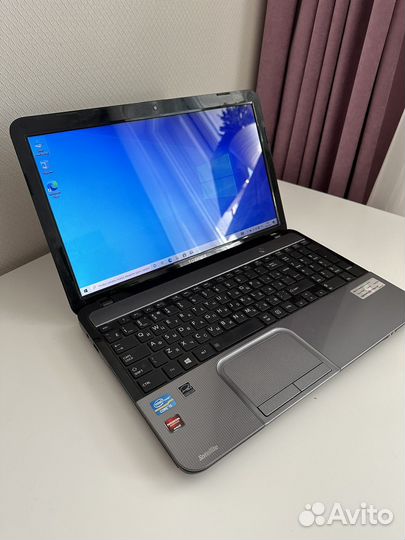 Ноутбук Toshiba satellite L850-DJS
