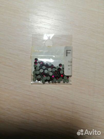 Стразы на одежду