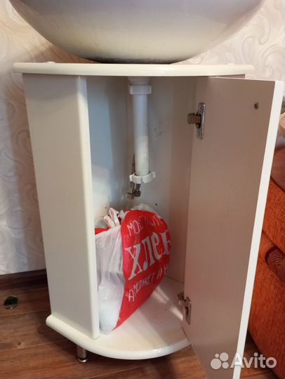 Тумба с умывальником