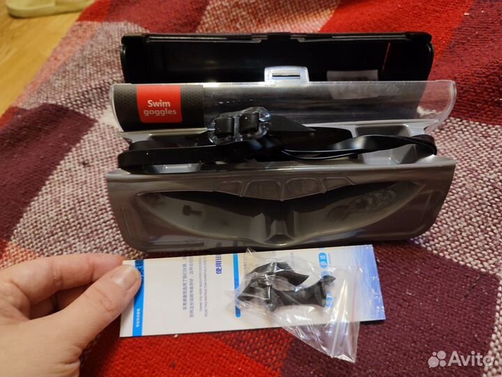 Очки для плавания