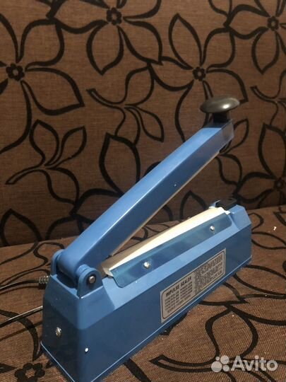 Устройство для запайки пакетов