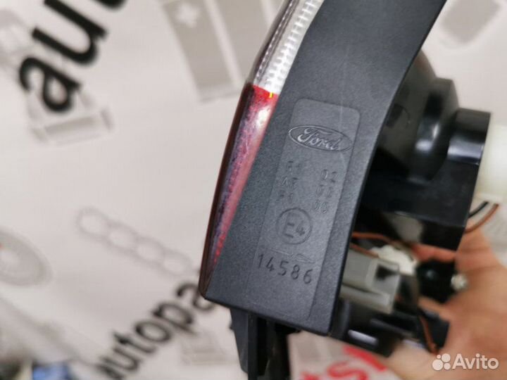 Фонарь задний правый Ford Mondeo 4 хэтчбек 2.0