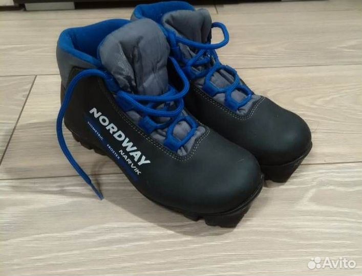 Лыжи беговые детские 150 с ботинками