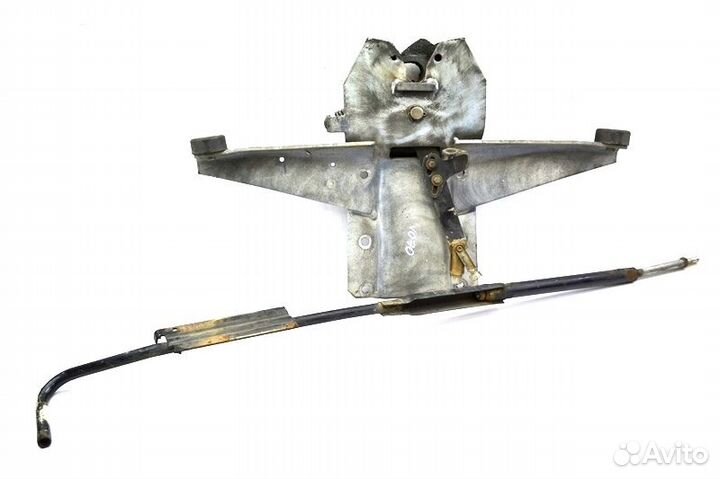 Замок кабины, правый volvo F12 (01.77-12.94)