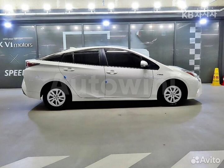 Toyota Prius 1.8 CVT, 2018, 57 000 км