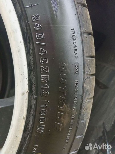 Accelera 651 245/45 R18