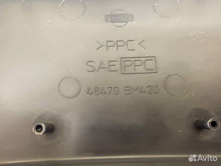 Кожух рулевой колонки нижний Nissan Almera N16 200