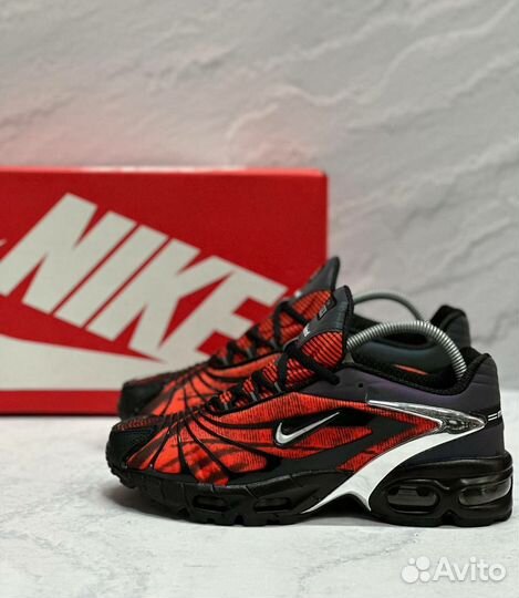 Nike air max tailwind skepta