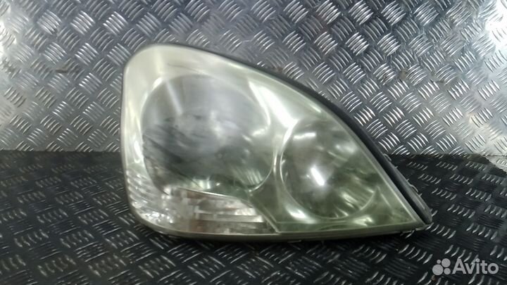 Фара правая Lexus LS430
